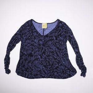 Womans open back Free People shirt